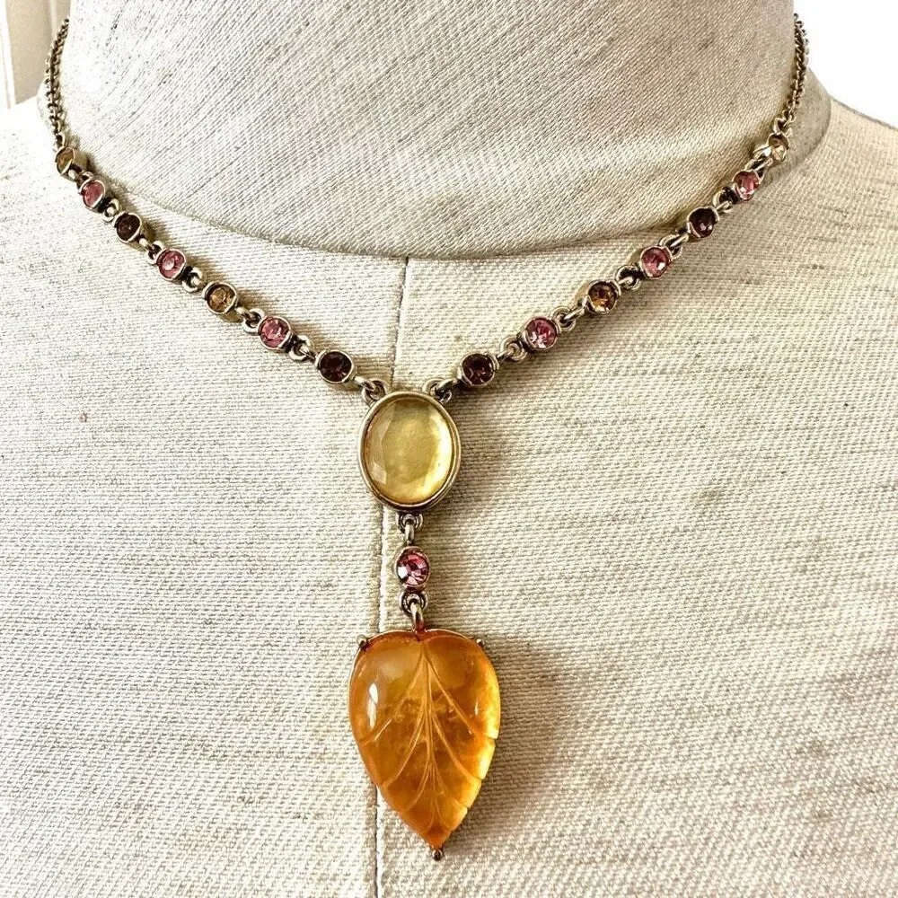 Heart leaf pendant necklace